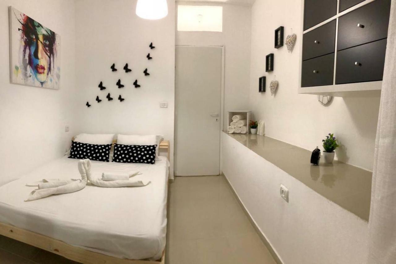 Gorgeous Boutique Apt!! //Prime Market Location!! Jerusalem Exterior photo
